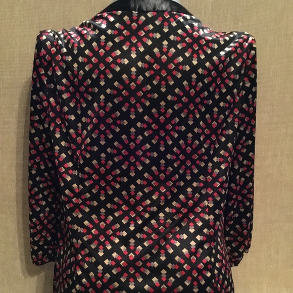 Black and red tunic top, NWOT - Picture 2 of 4